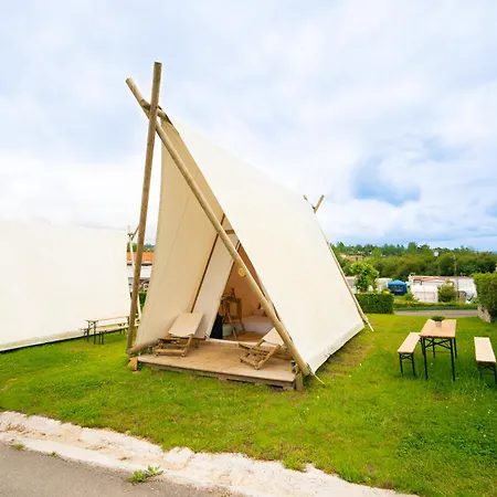 豪华帐篷 Kampaoh Oyambre El Tejo